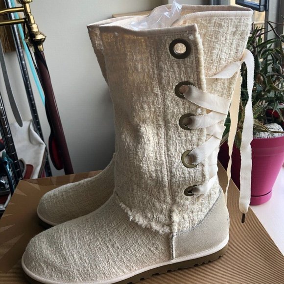 Ugg Heirloom Cream Woven Textile and Genuine Sheepskin Lace Up Ribbon Tall Boots - Picture 1 of 10